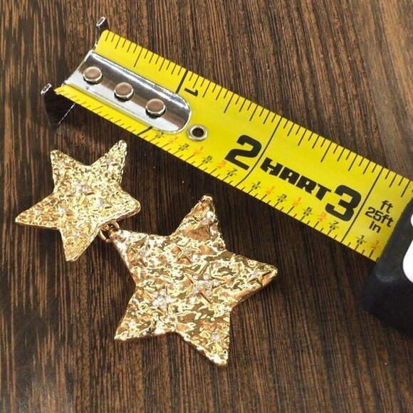 Gold Tone Star Shaped Clip On Dangle Earrings Rhinestone Accents - Picture 5 of 5